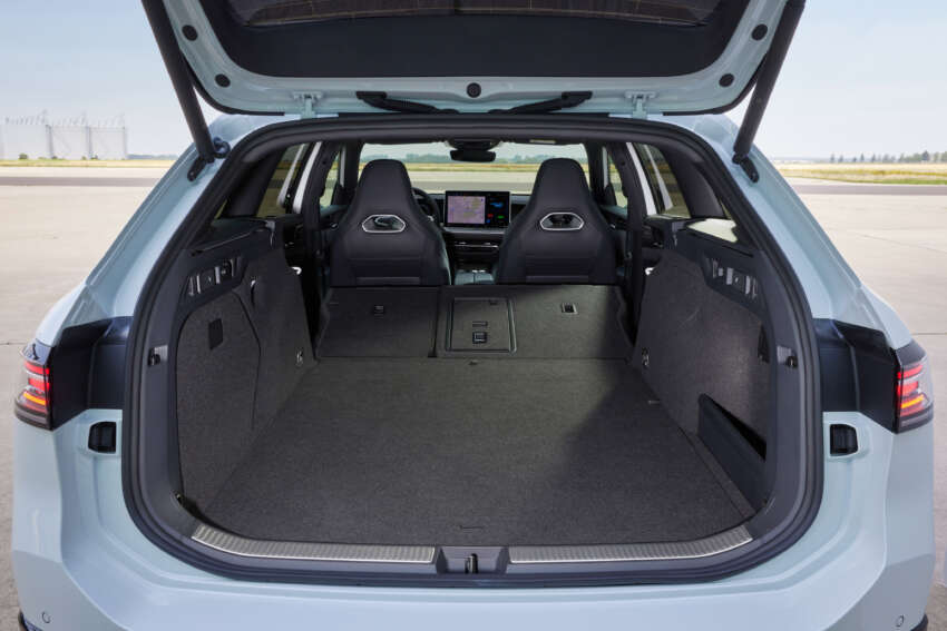 VW Passat B9 (2024) - batožinový priestor